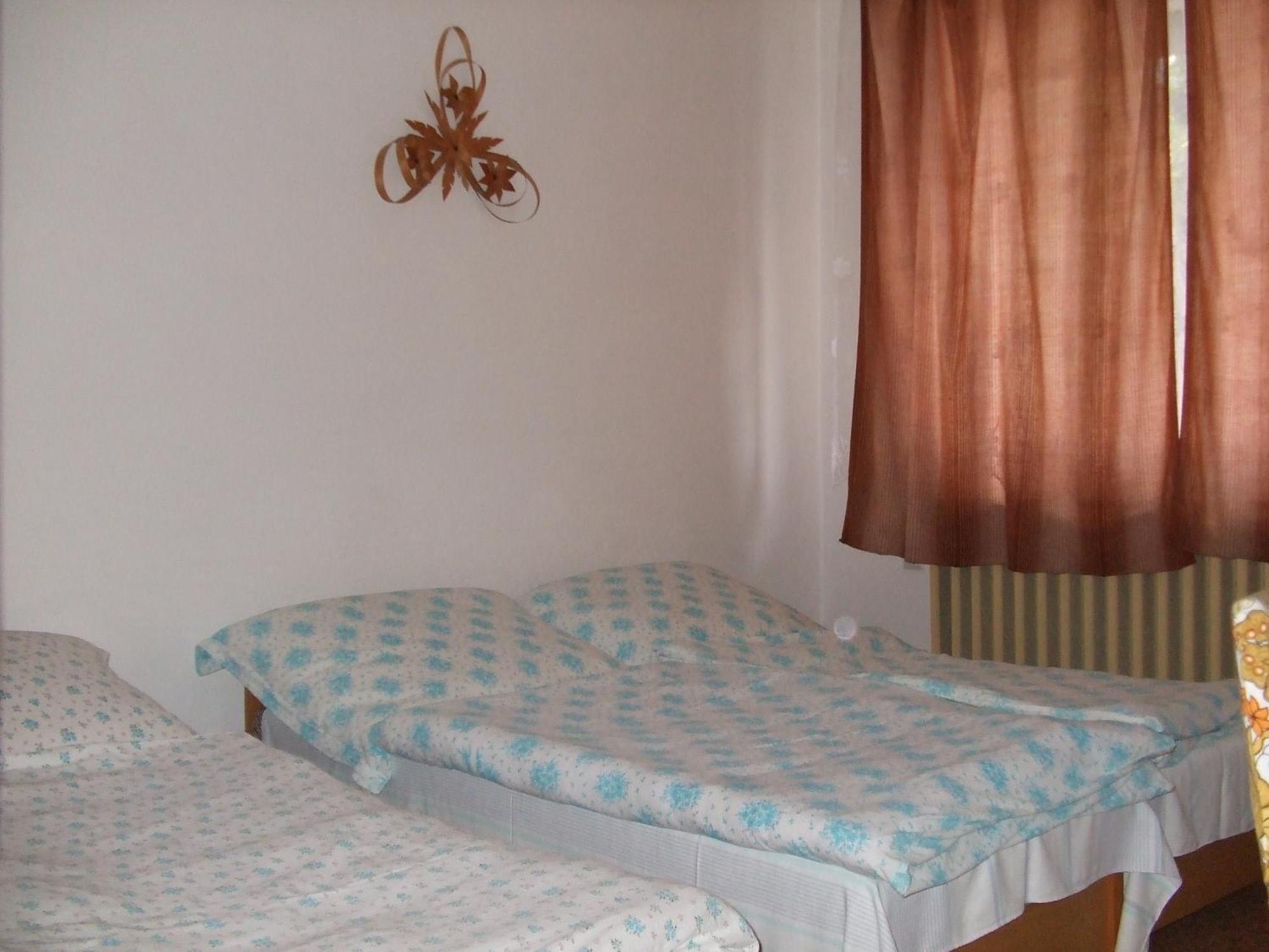 Katalin Vendégház Miskolc Esterno foto